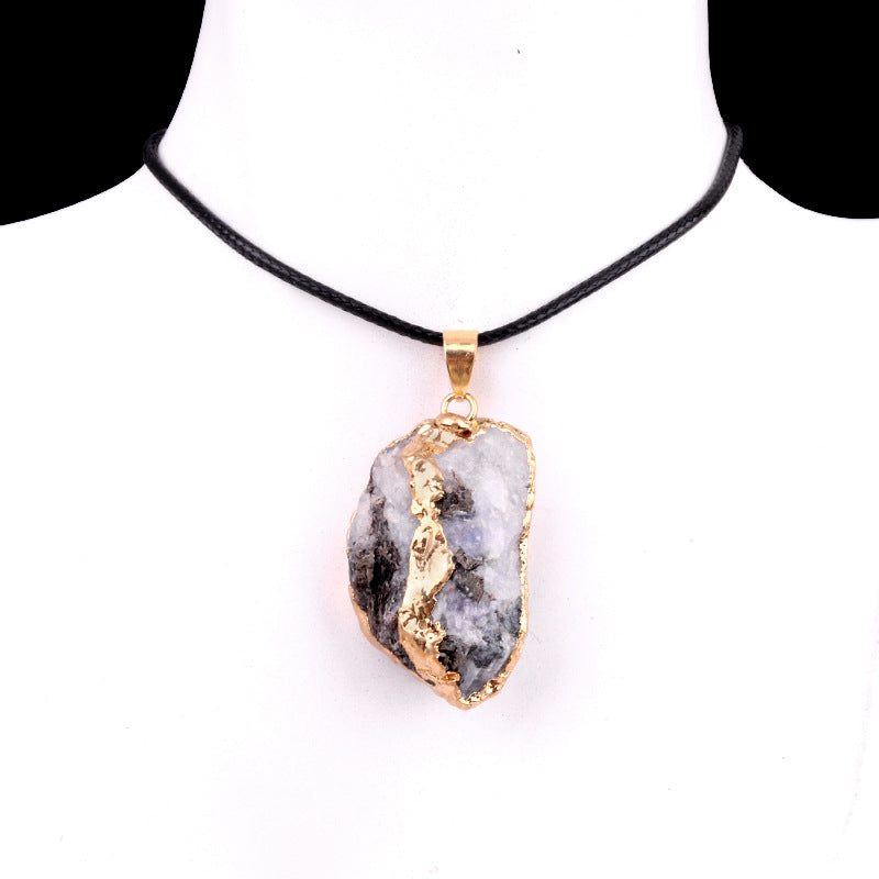 Wholesale 25~35mm Amethyst Original Stone Gold Pendant Yellow Powder White Crystal Irregular Necklace