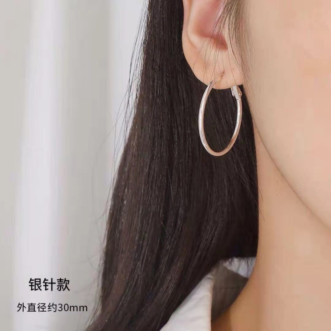 Wholesale Big  S silver needle hoop earrings