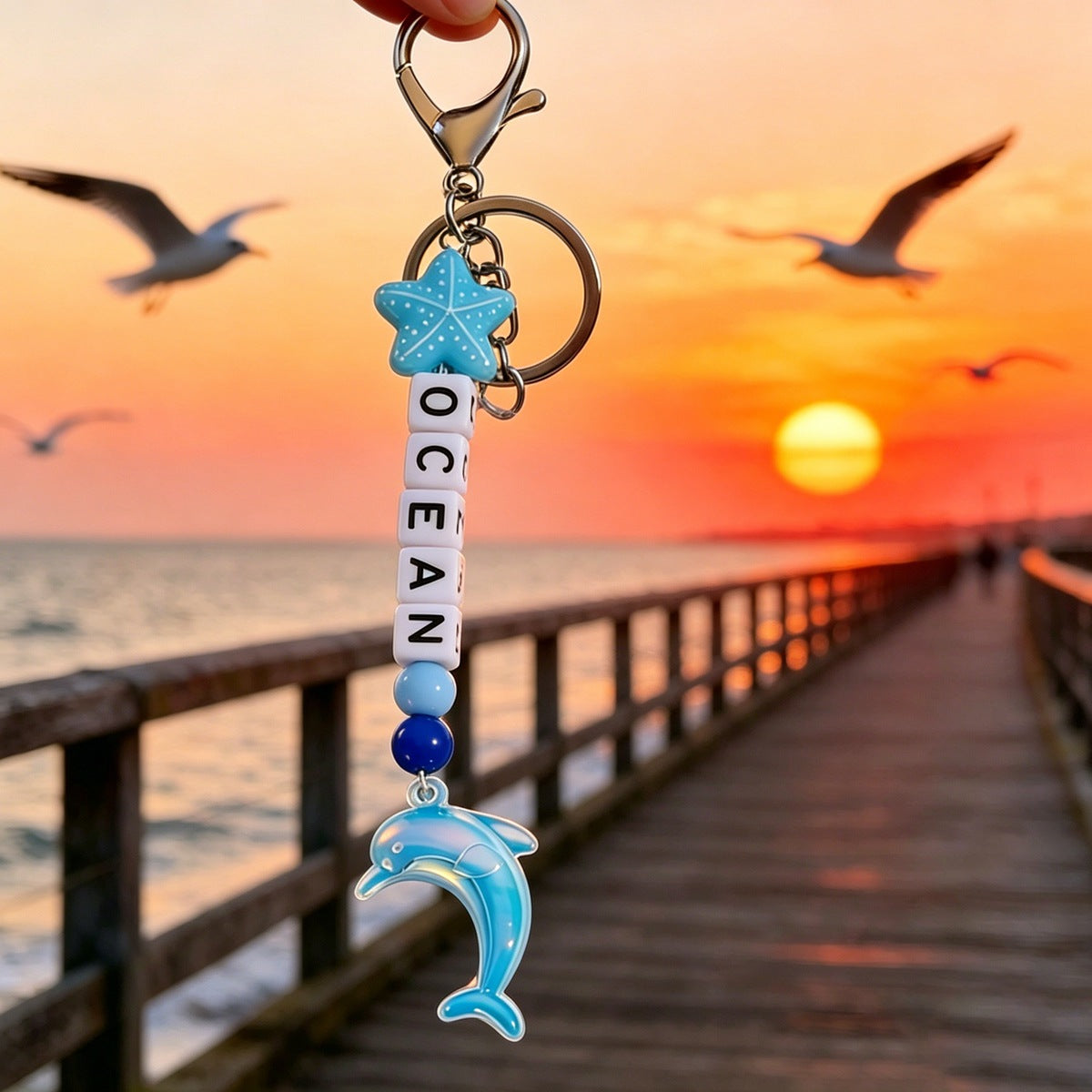 Wholesale Acrylic Beaded Dolphin Keychain With Colorful Alphabet Charms Chic Car Key Accessory Gift