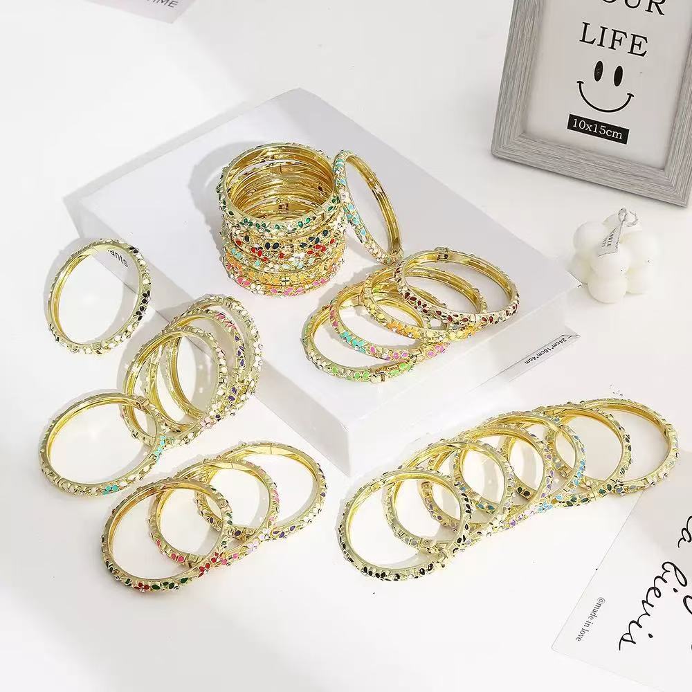 Wholesale Vintage Floral Open Cuff Hollow Bracelet White Leaves Pink Flowers Zinc Alloy Stylish Jewelry For Women