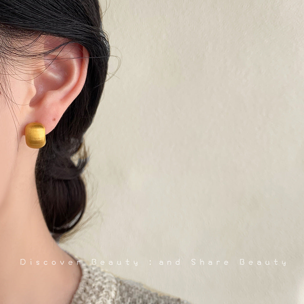 Wholesale  simple brushed frosted bean stud earrings