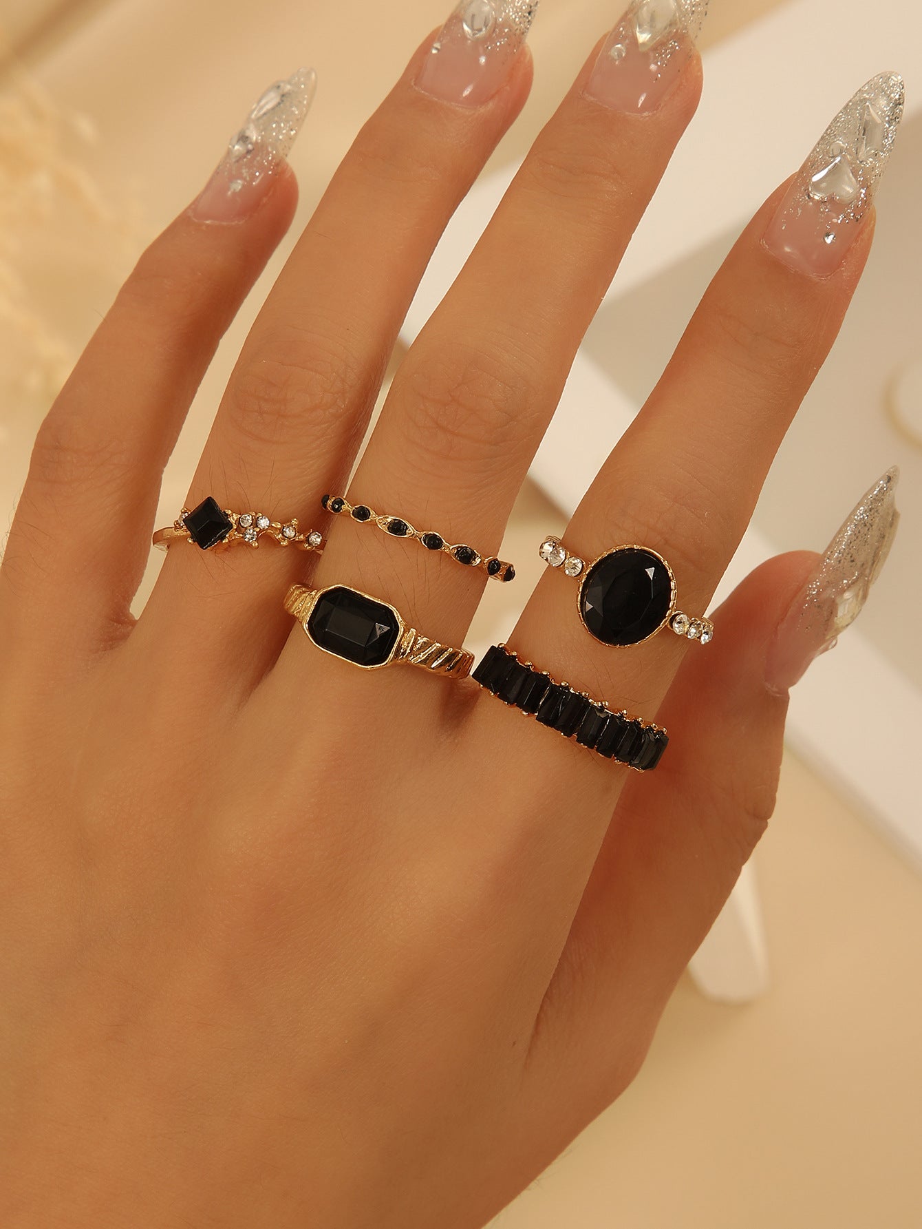 Wholesale Retro Green Rhinestone Ring Set 5 Pieces Women S Chic Fashion Jewelry Accessory Boutique Gift Resale