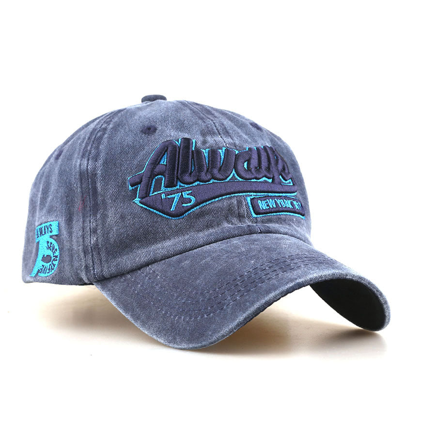 Wholesale Fashionable letter embroidered baseball cap