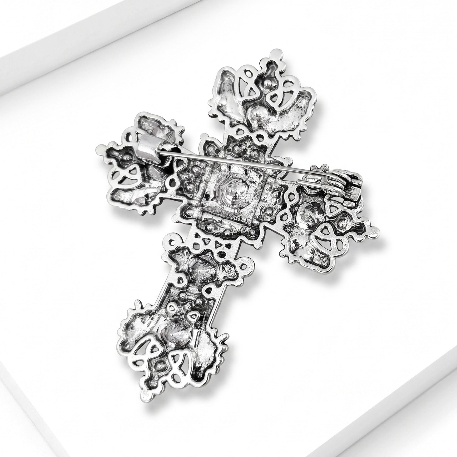 Wholesale Trendy Alloy Cross Brooch Pin Women Chic Clothing Corsage Party Gift Accessory