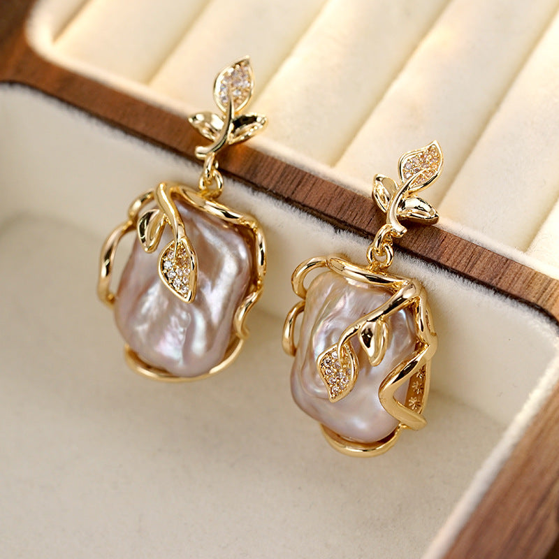 Wholesale Retro Simple Geometric Earrings Long Light Luxury Earrings