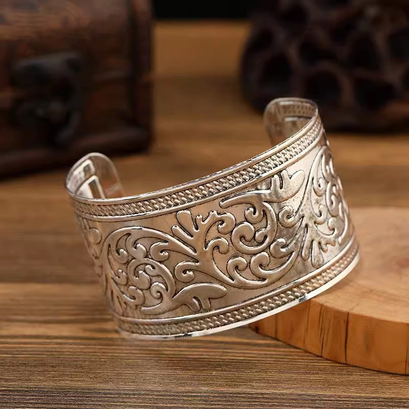 Wholesale Vintage Ethnic Style Bracelets with Carved Patterns Bohemian ACC-BT-Miaosi004