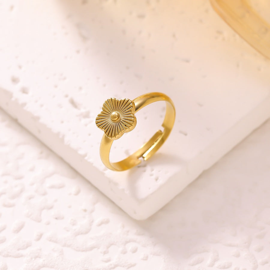 Wholesale 18K Gold Mini Five-Leaf Flower Adjustable Titanium Steel Ring