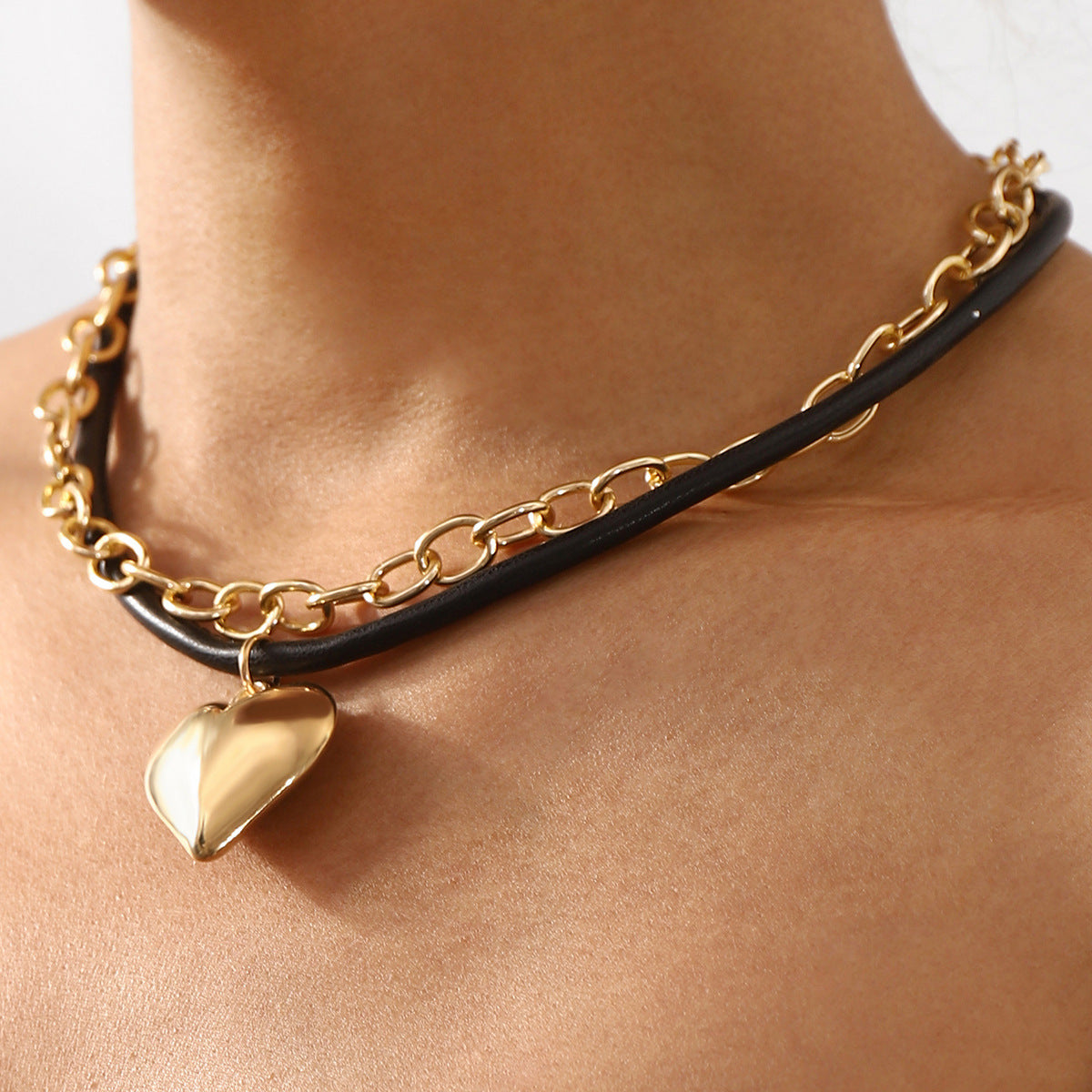 Wholesale creative love chain pendant choker  black leather Necklace