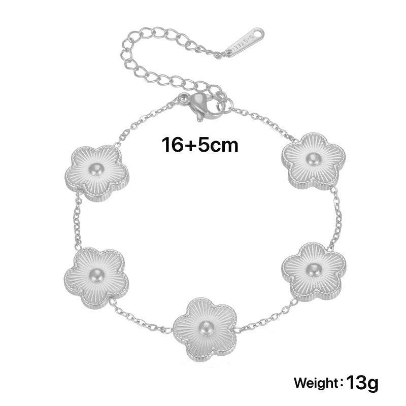 Wholesale Electroplated Stainless Steel Lucky Clover Bracelet - Modern Minimalist Fashion Accessory for Gift or Boutique Resale