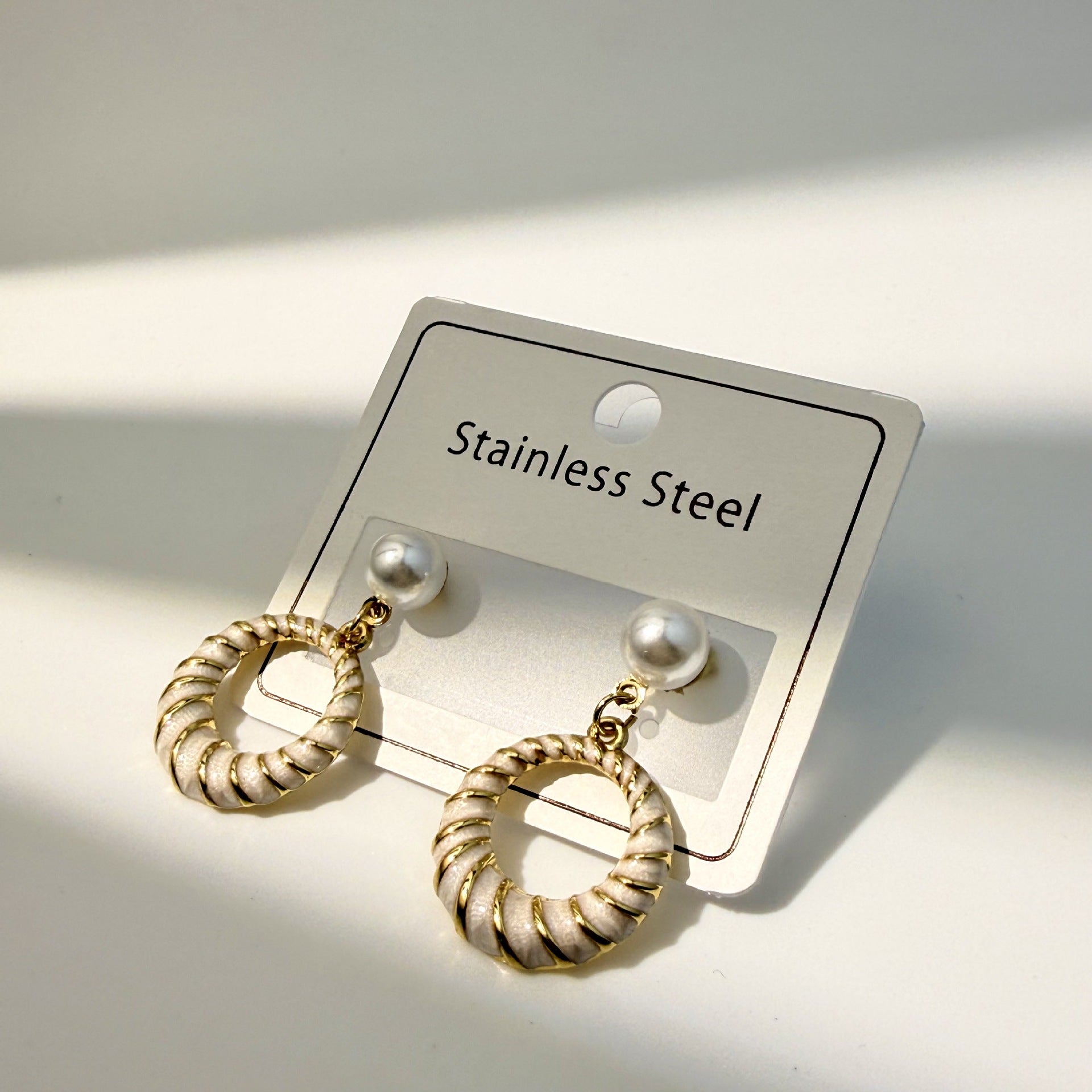 Wholesale Retro Colorful Heart Earrings Stainless Steel Gold Plated Chic Jewelry Accessory for Party Gift Boutique Resale