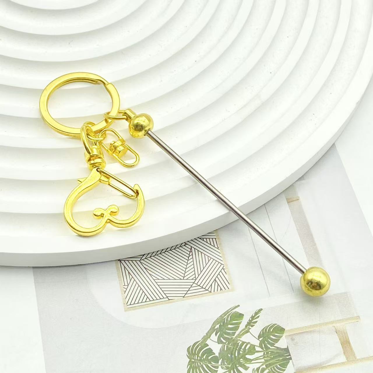 Wholesale Peach Heart Metal beadable Keychain