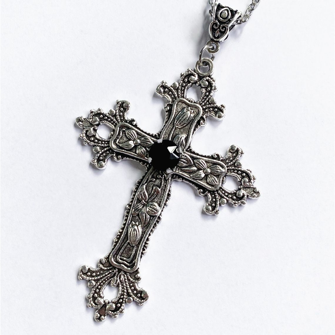Wholesale Creative Flower Pattern Cross Diamond Necklace