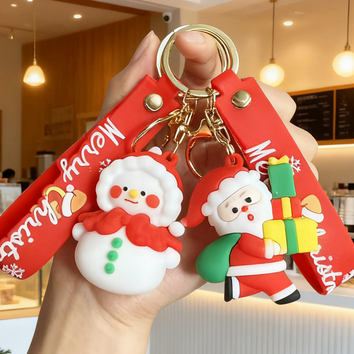 Wholesale Christmas cartoon keychain  snowman doll cute red pendant