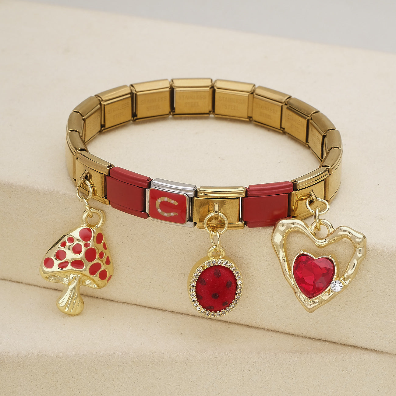 Wholesale Electroplated Stainless Steel Vintage Red Gold Heart Mushroom Cherry Butterfly Bracelet Charms DIY Jewelry Making Accessory