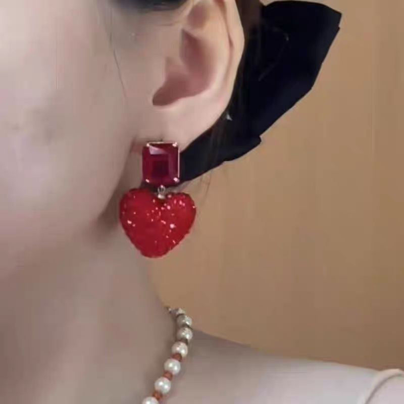 Wholesale Valentine's Day red gravel full diamond heart earrings