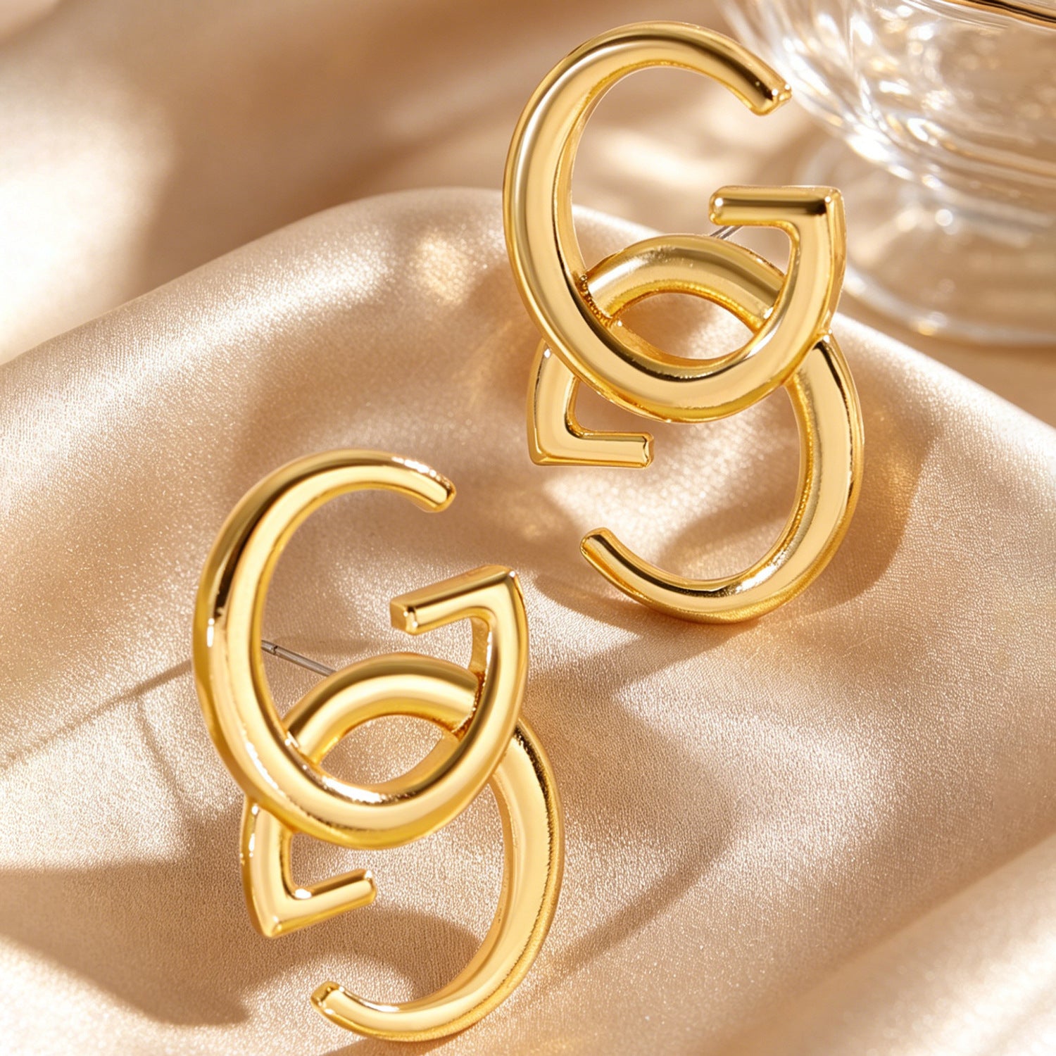 Wholesale European Style Double G Letter Alloy Earrings Stylish Jewelry Accessory for Daily Use