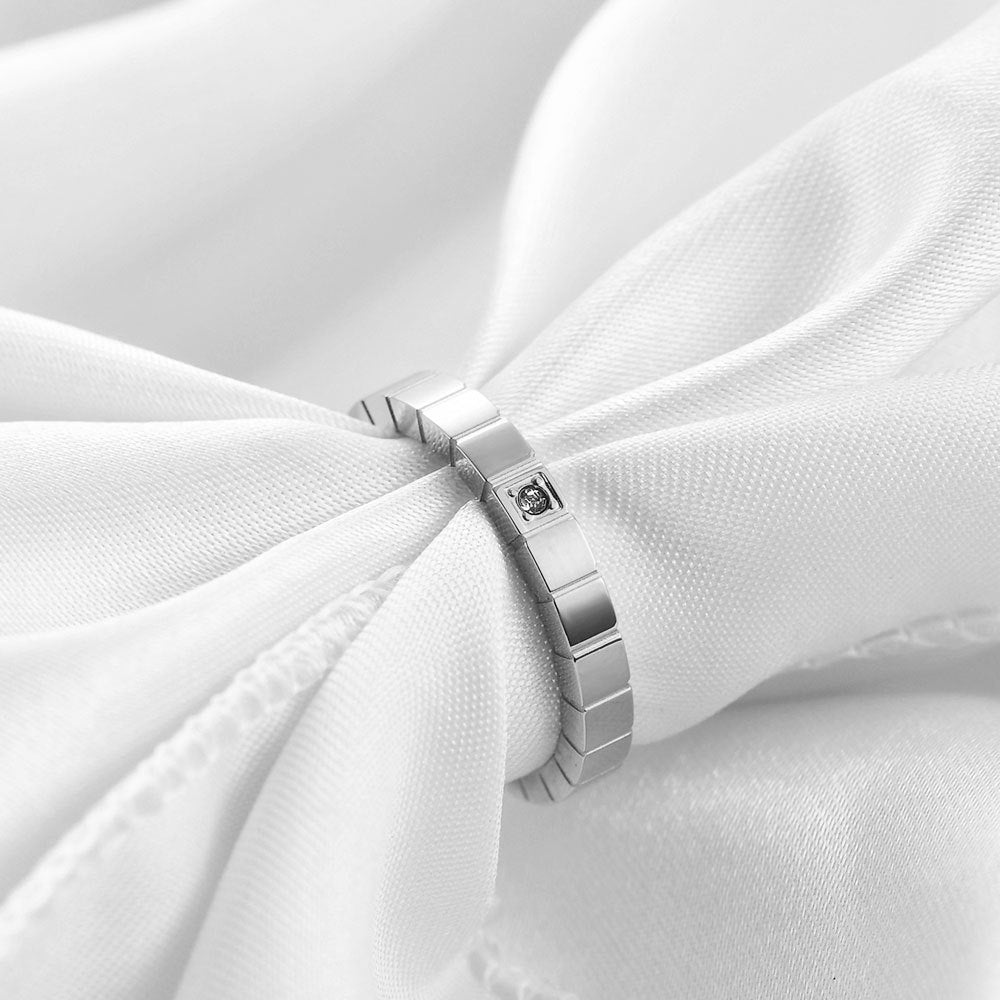 Wholesale 3MM diamond-set square symmetrical stainless steel ring