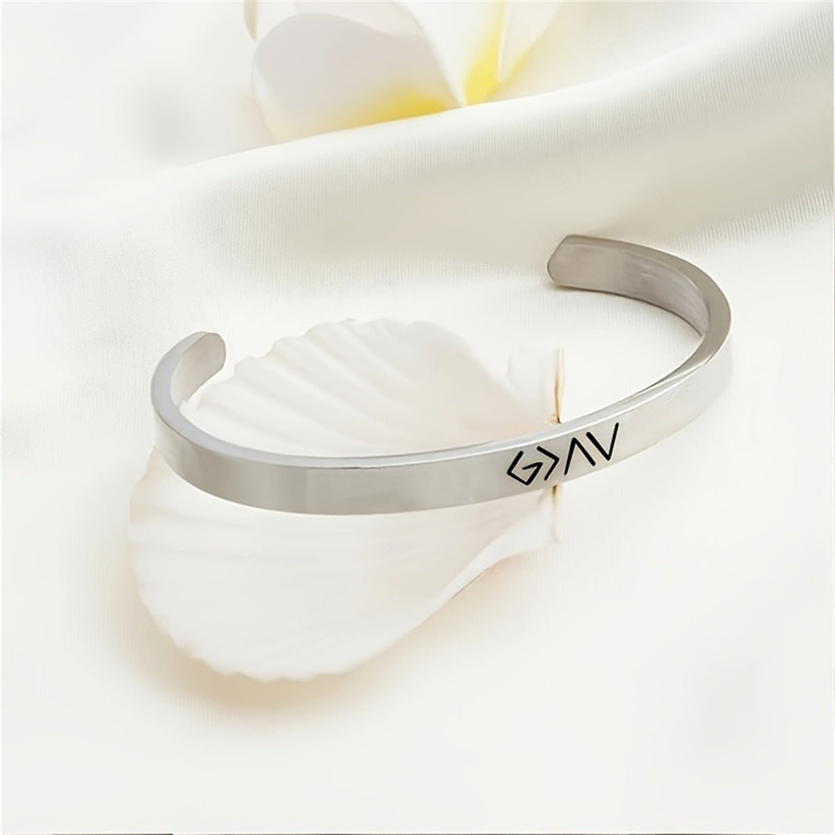 Wholesale Stainless Steel C Shaped Opening  Bracelet