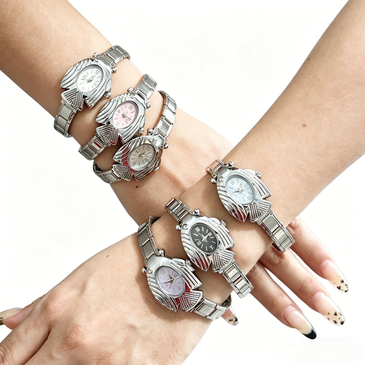 Wholesale Flying Fish Auspicious Simple Oval Quartz Wristwatch Couple Module Watch
