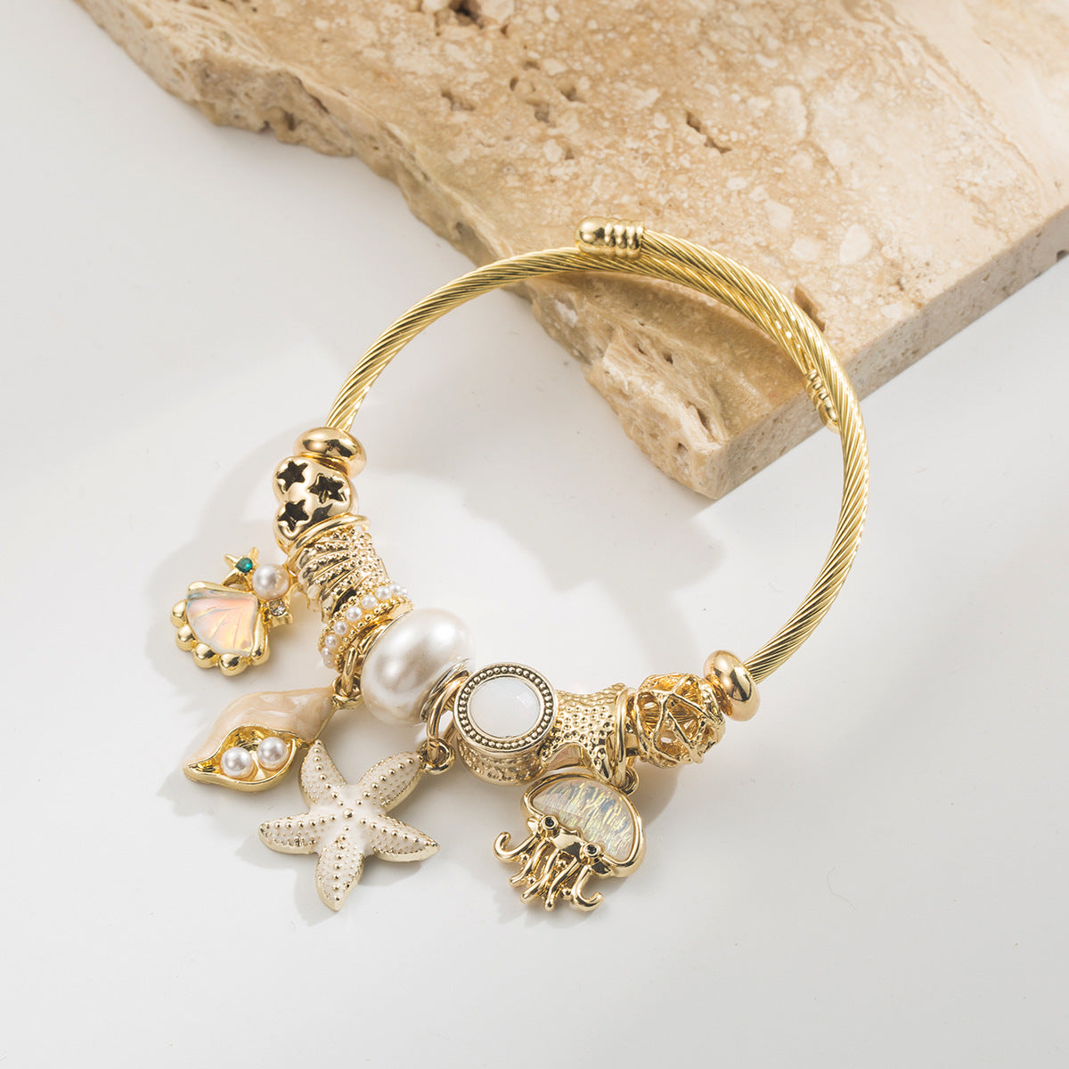 Wholesale Ocean Themed Alloy Charm Bracelet Pink Zircon Starfish Jellyfish Design Jewelry Gift For Women