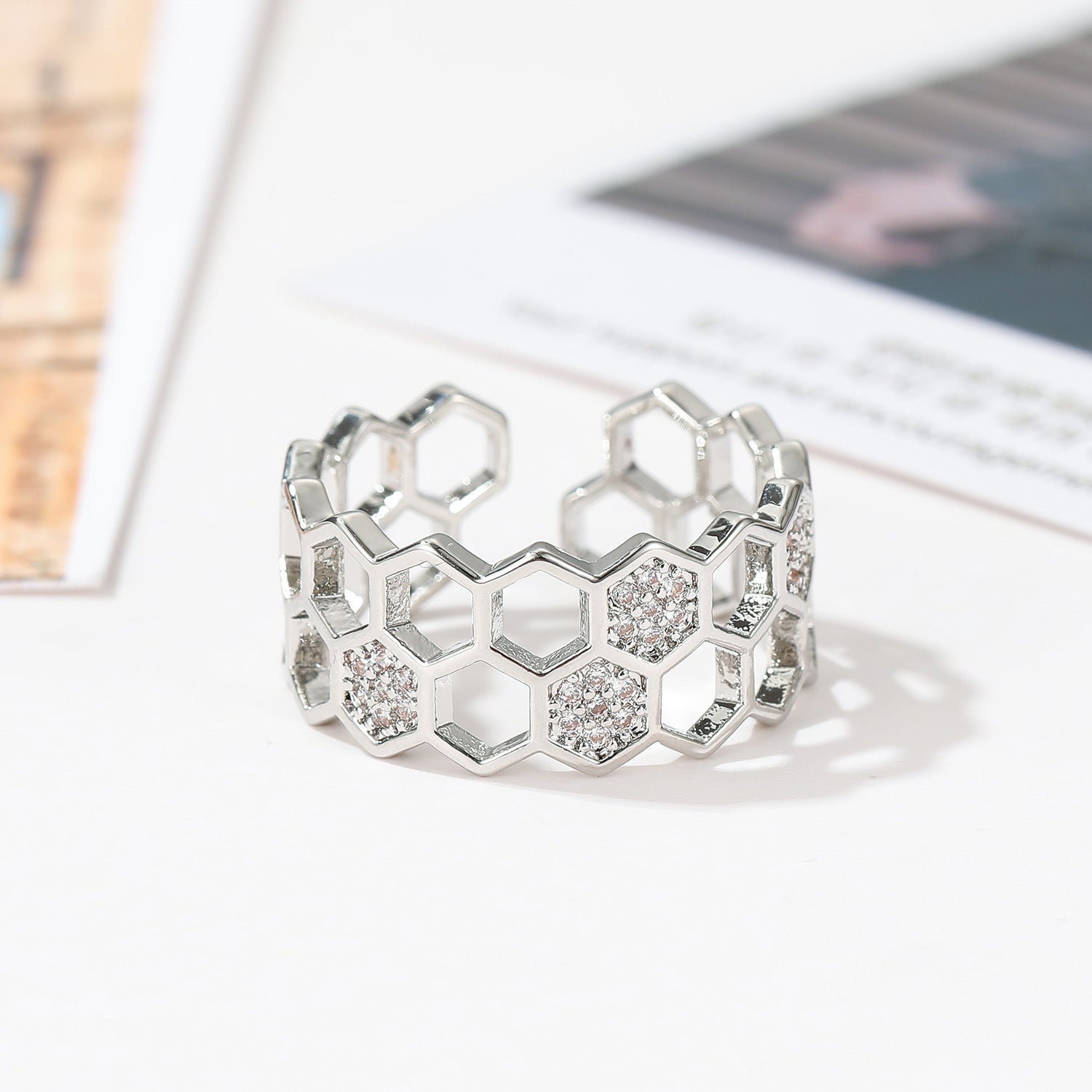 Wholesale Light Luxury All-match Honeycomb Honeycomb Geometric Ring