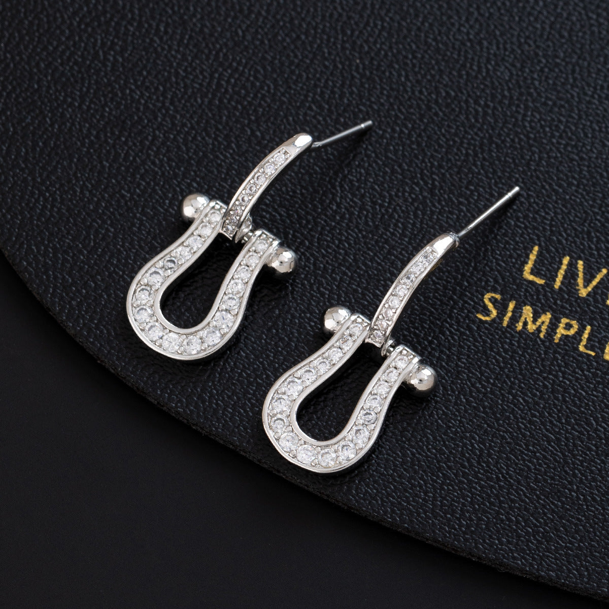 Wholesale Geometric U Shape Horseshoe Earrings 18K Gold Plated With Zircon Women S Fashion Accessory Gift For Boutique Resale