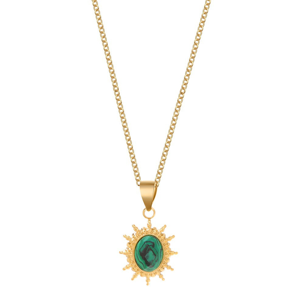 Wholesale Stainless Steel Round Sun Pendant Necklace Vintage Geometric Jewelry Accessory for Women Everyday