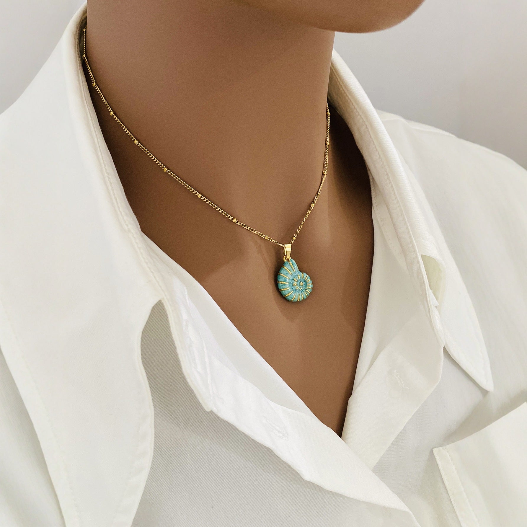 Wholesale Titanium Steel Ocean Series  Oil-Dripping Conch Pendant Necklace