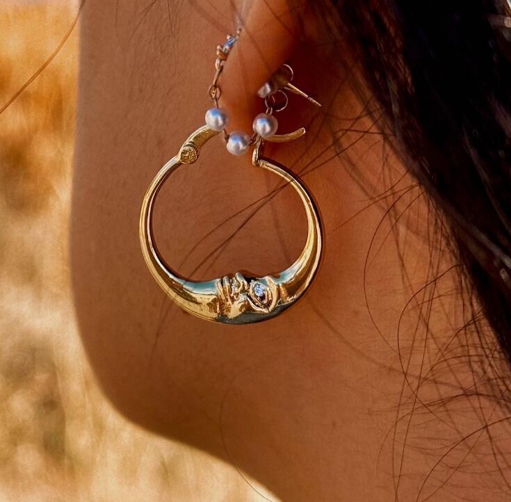 Wholesale Gold Alloy Circle Moon Face Earrings Bohemian Vintage Style Womens Fashion Accessory