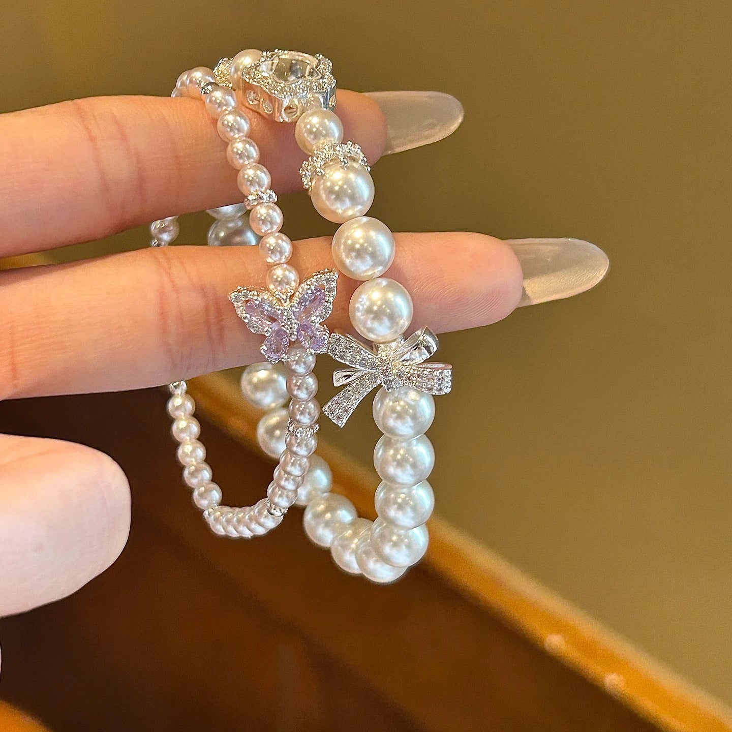 Wholesale French-Style Butterfly Pentagram Beaded Bracelet with Faux Pearls and Diamond Accents,  Fashion Accessory for Everyday Wear