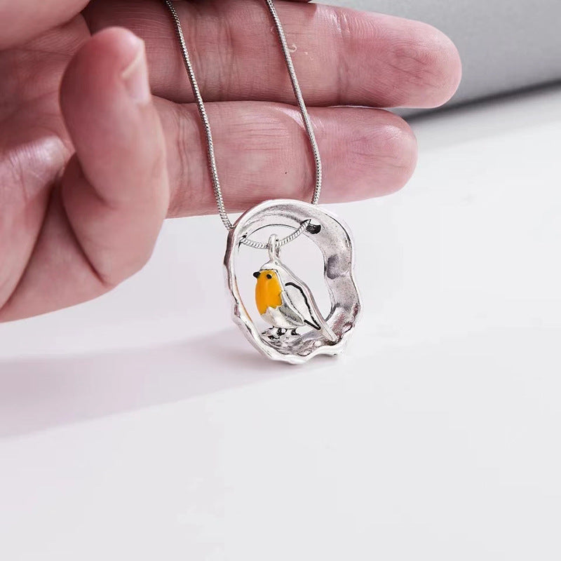 Wholesale Oval Hollow Oil Dropping Bird Necklace Creative Small Animal Pendant