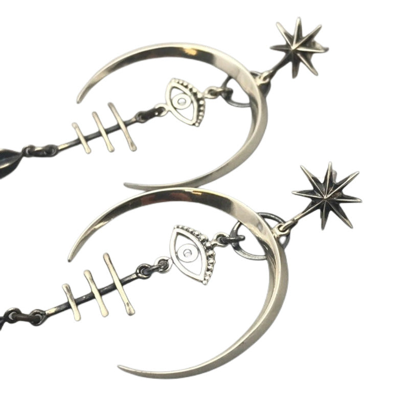Wholesale Gothic Punk Devil' s Eye Handmade Metal Long Earrings Jewelry Accessory