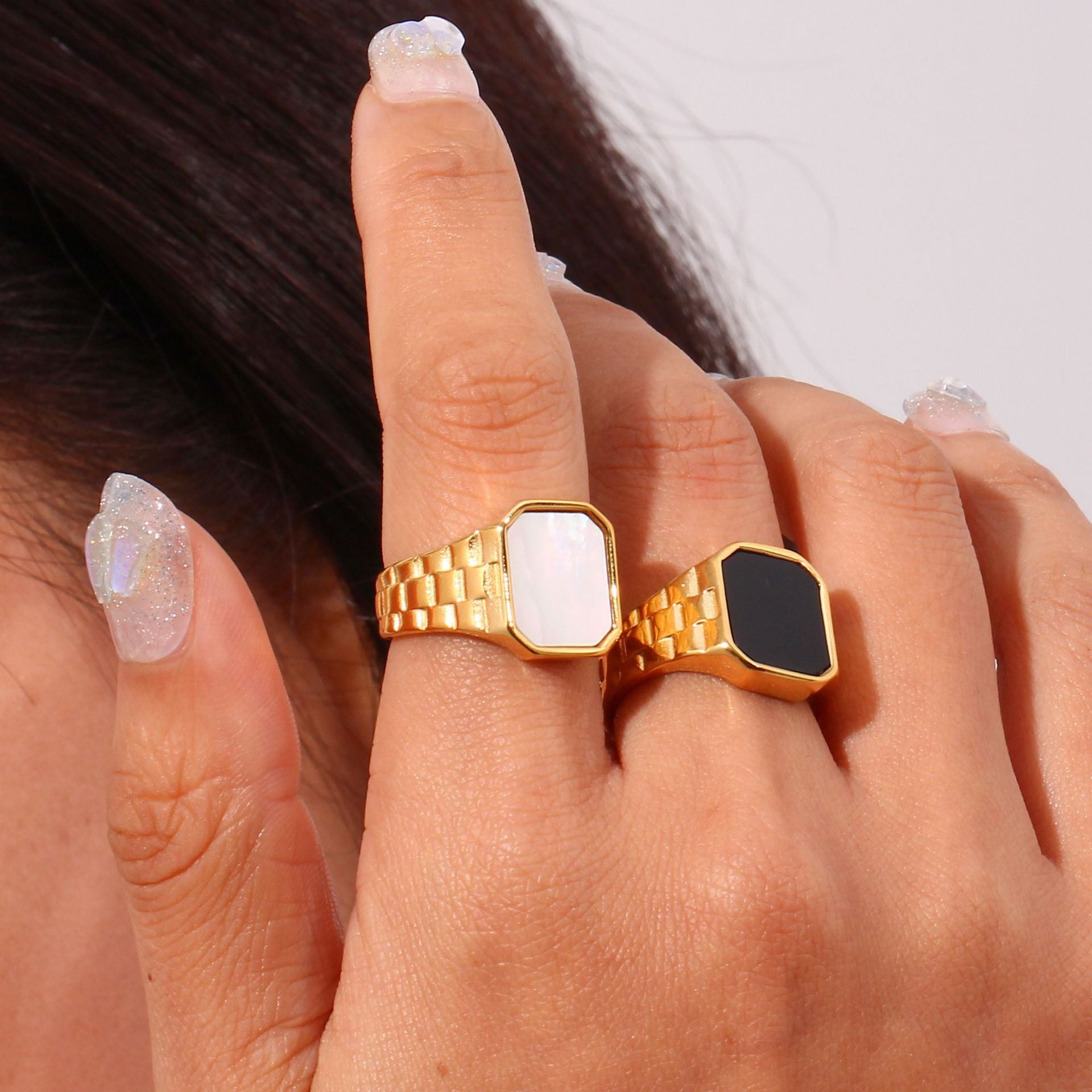 Wholesale Trendy Stainless Steel Gold-Plated Rings with Electroplating Finish for Everyday Wear and Gifts