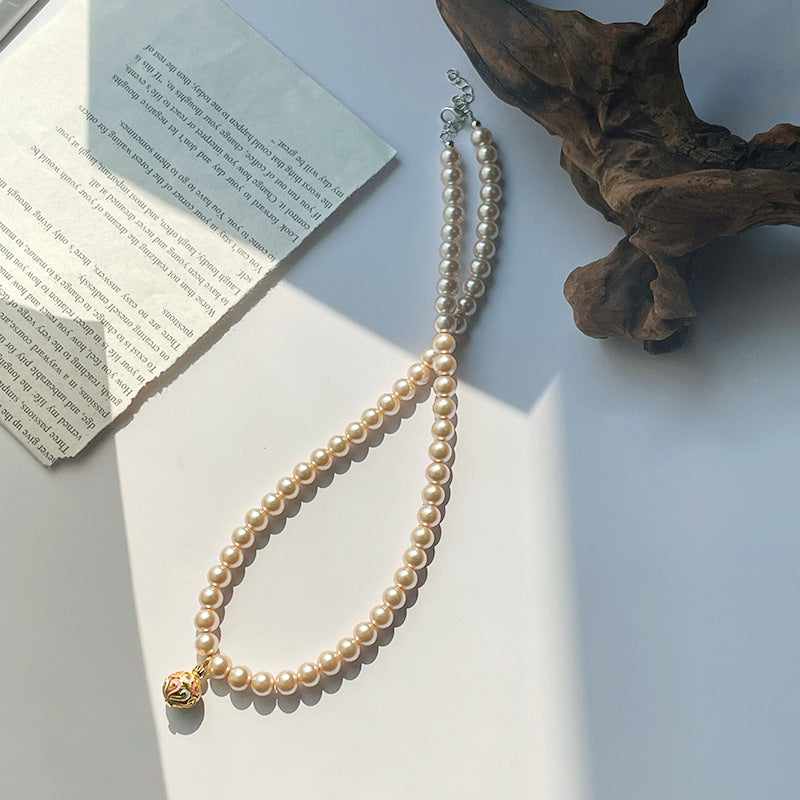 Wholesale  beaded pearl butterfly pendant niche clavicle chain