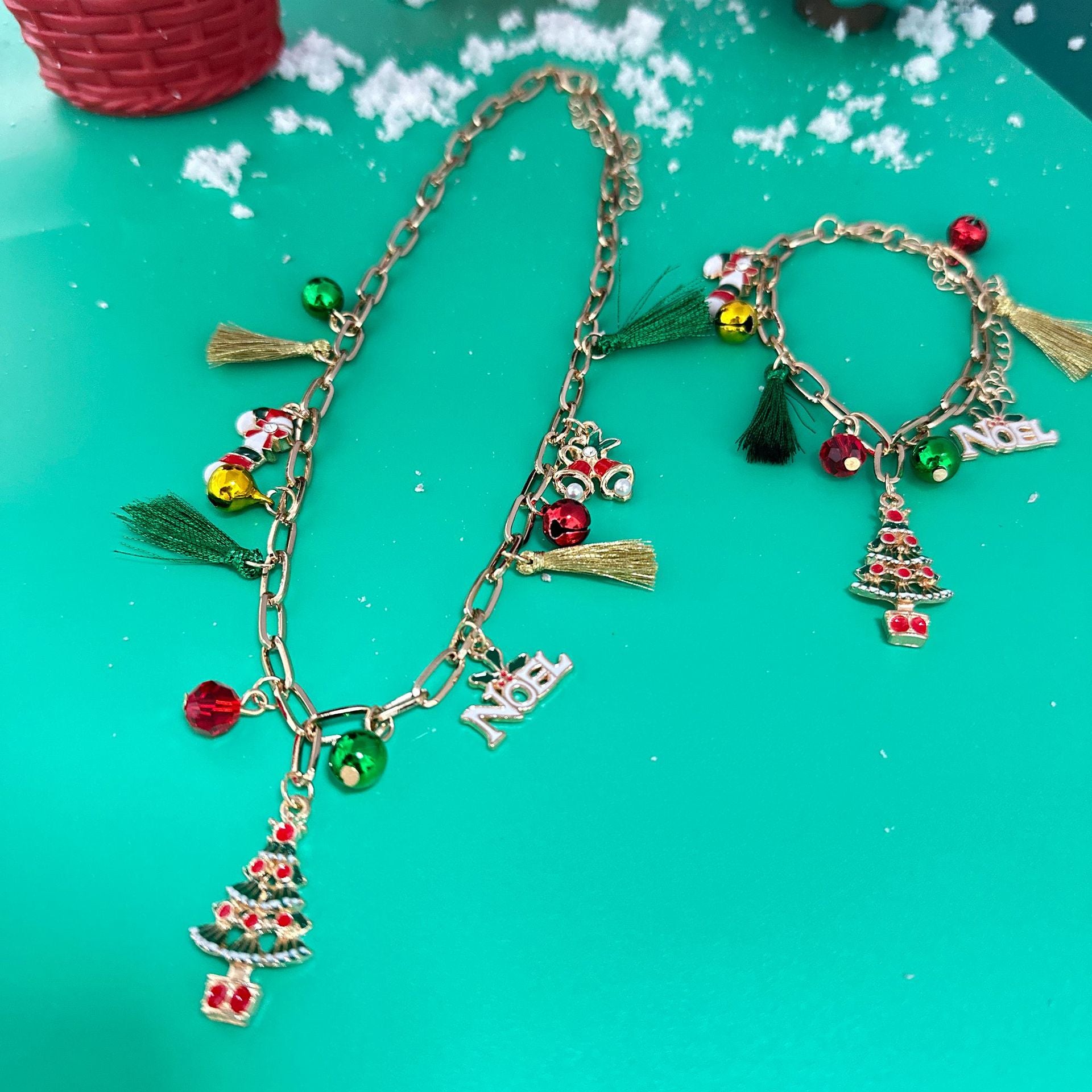 Wholesale Christmas Element Necklace
