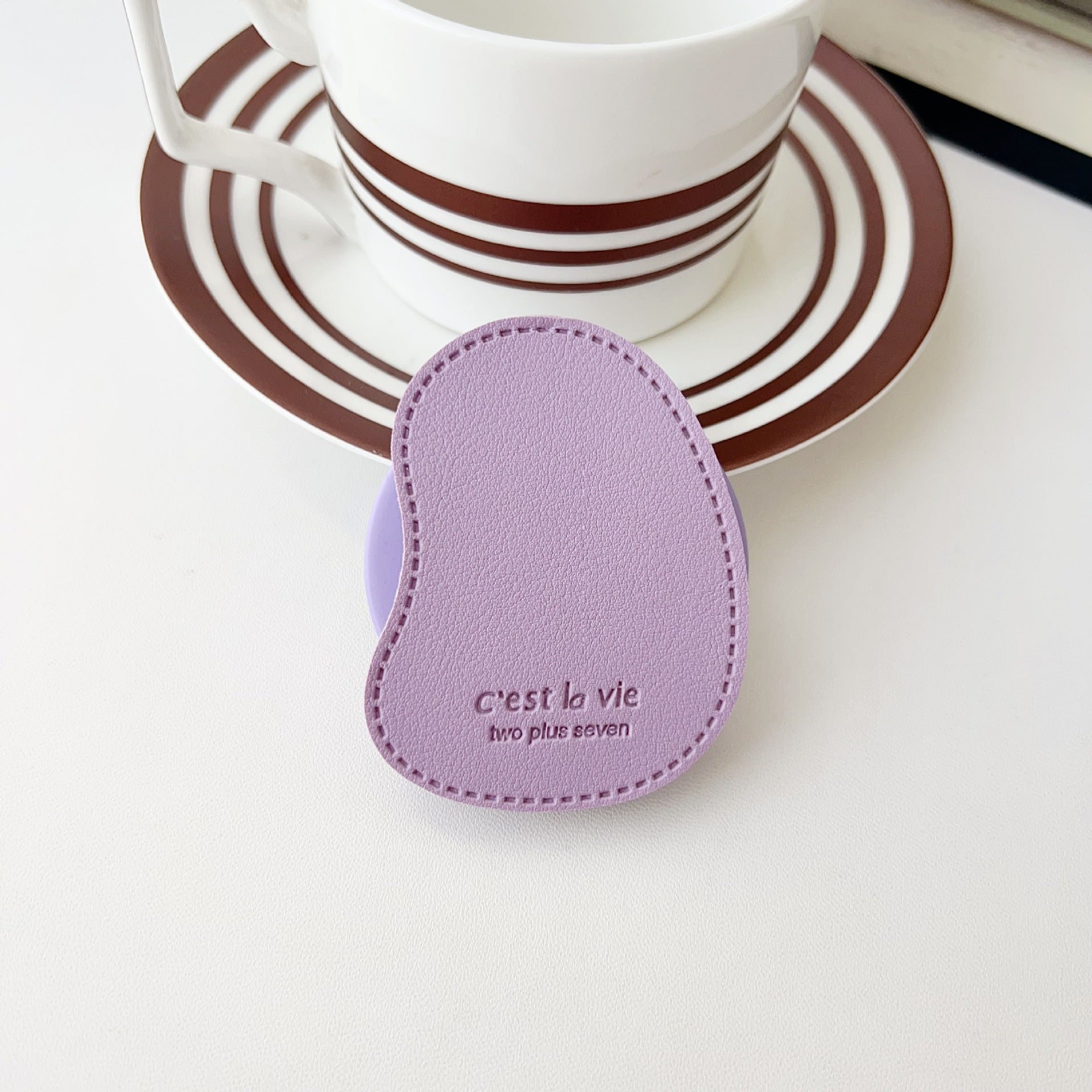 Wholesale Film-textured potato-shaped creative phone holder