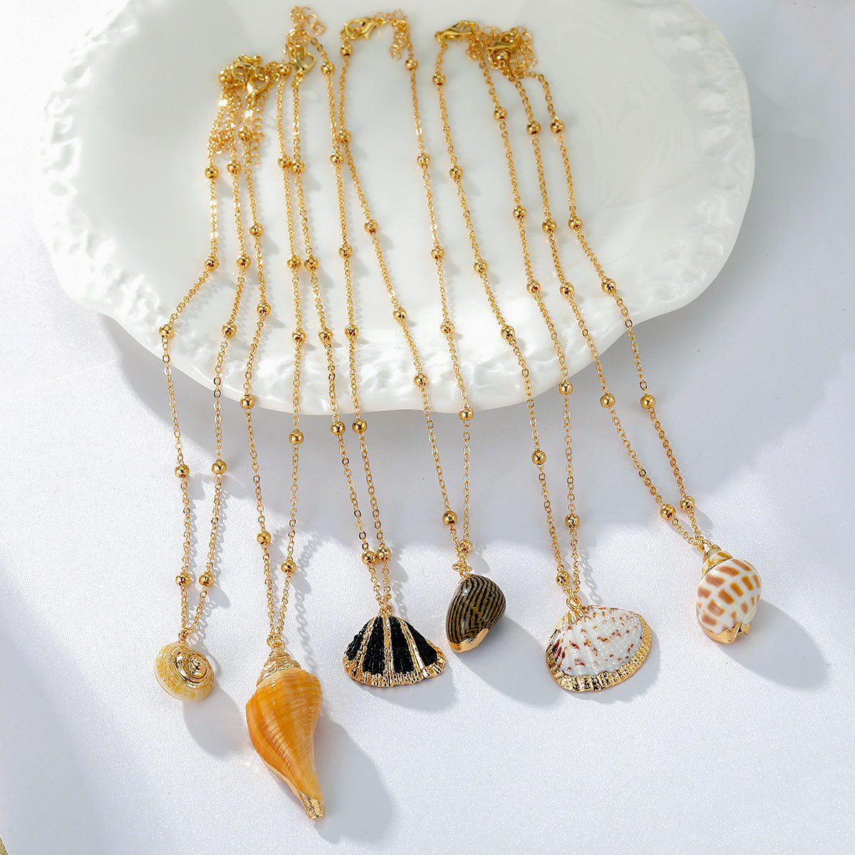Wholesale  Conch Scallop Shell Necklace Alloy Long Natural Shell Pendant Beach Shell Necklace