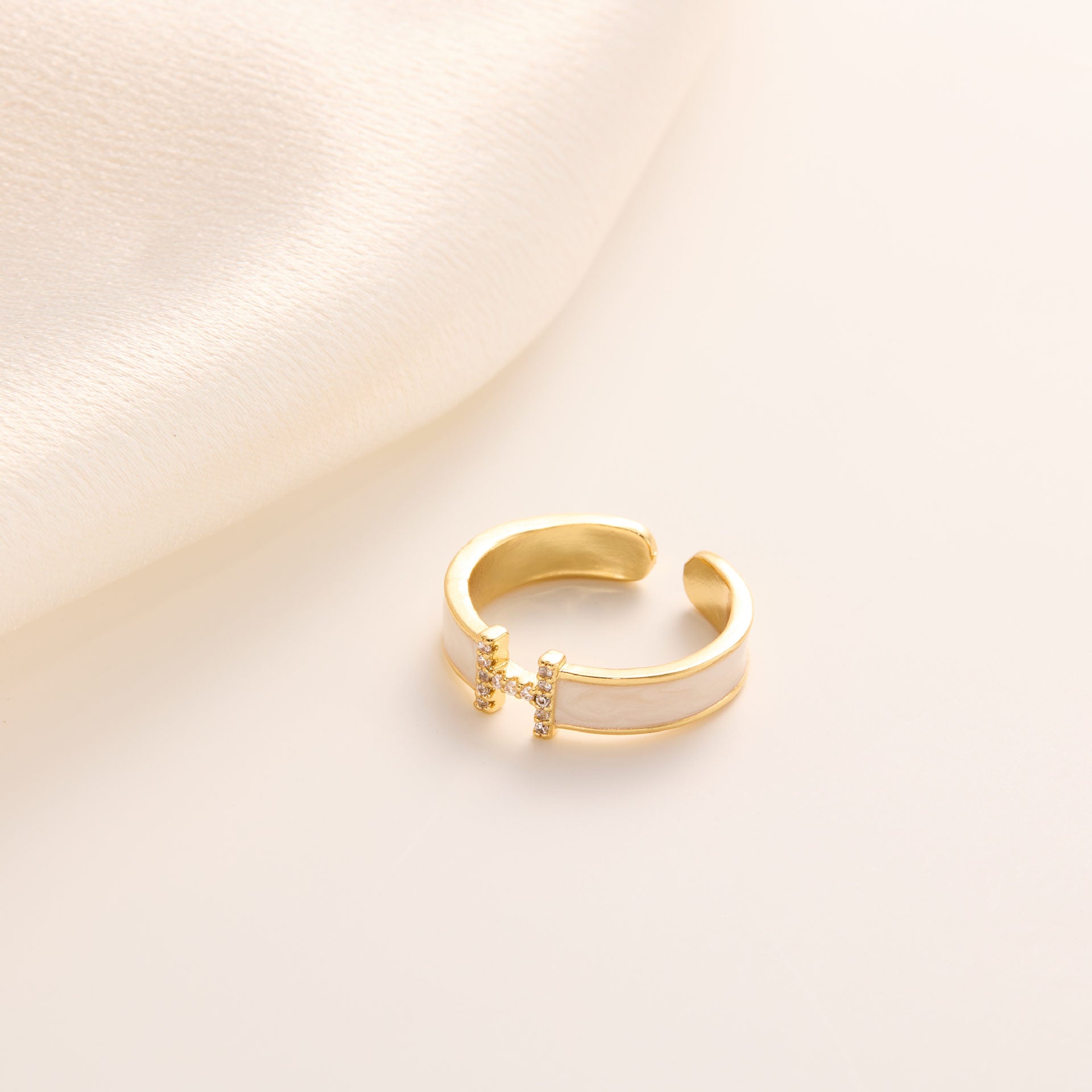 Wholesale Copper Micro-diamond Exquisite Shiny Light Luxury Open Rings ACC-RS-XuHao002