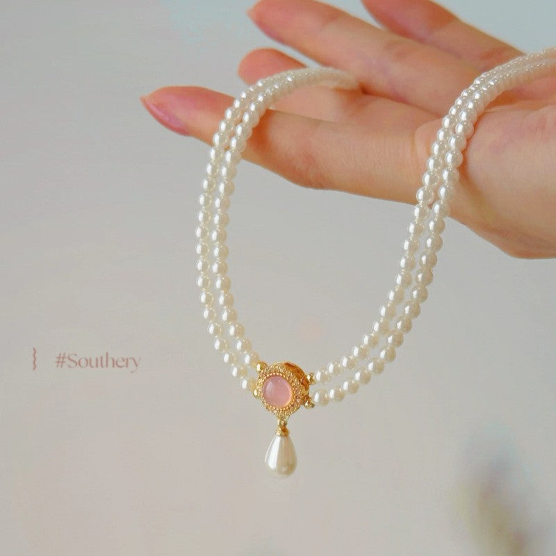 Wholesale  light luxury pearl necklace