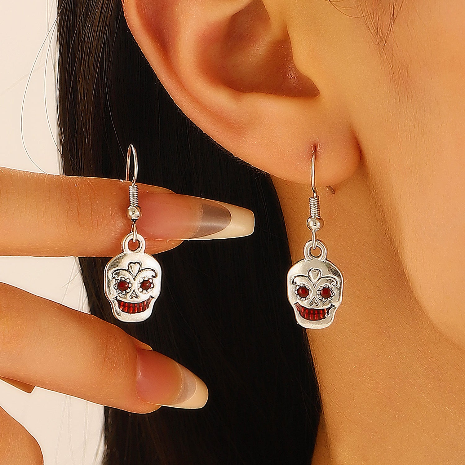 Wholesale Alloy Gothic Earrings  Skull Heart Vintage Silver Finish Jewelry Accessory