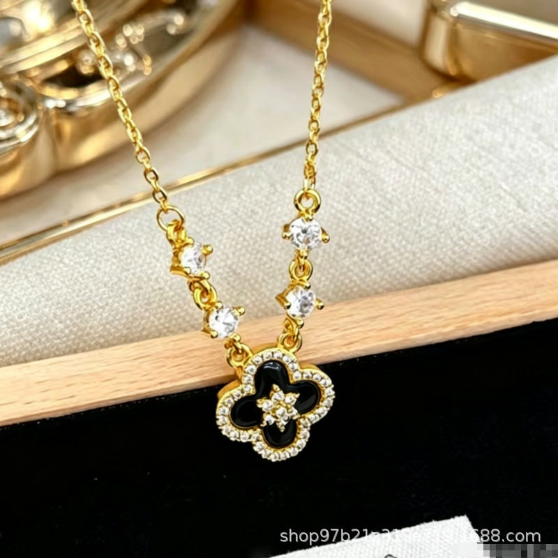 Wholesale Sweet Four-Leaf Flower Clavicle Chain - Titanium Steel,  Non-Fading,  Gemstone Accents - Boutique Resale Jewelry