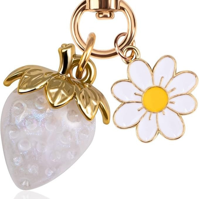 Wholesale Strawberry heart-shaped bag keychain