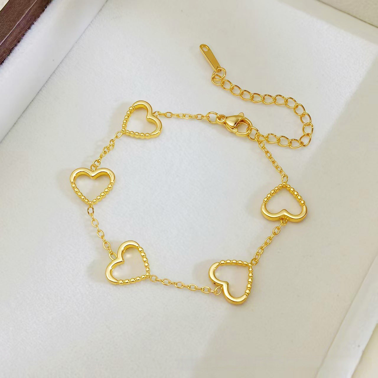 Wholesale Titanium Steel Light Luxury  Versatile Flower and Heart Bracelet