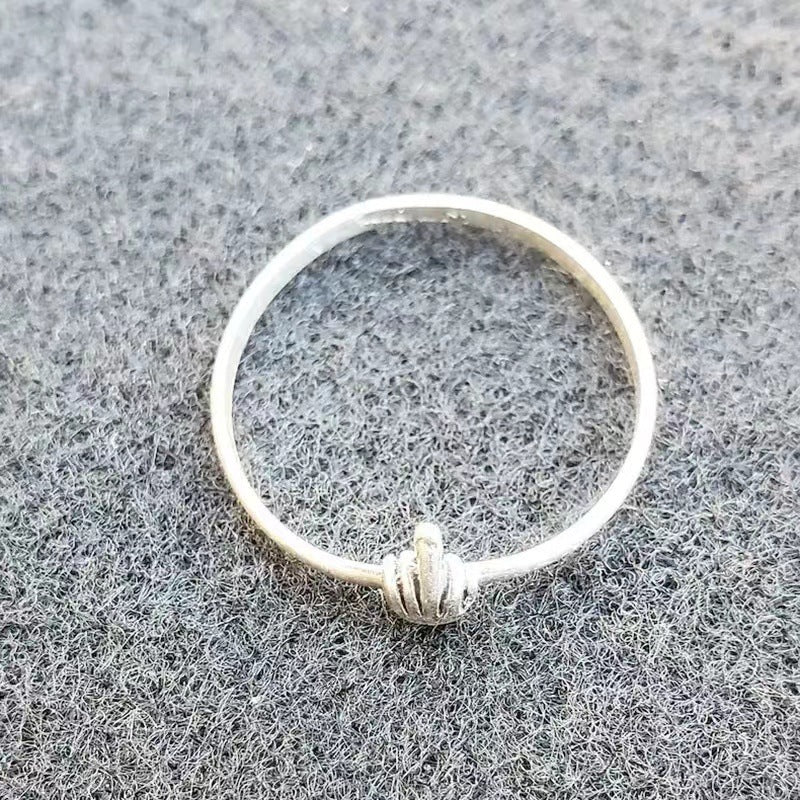 Wholesale  Fashion Circle Vertical Middle Finger Fun Ring