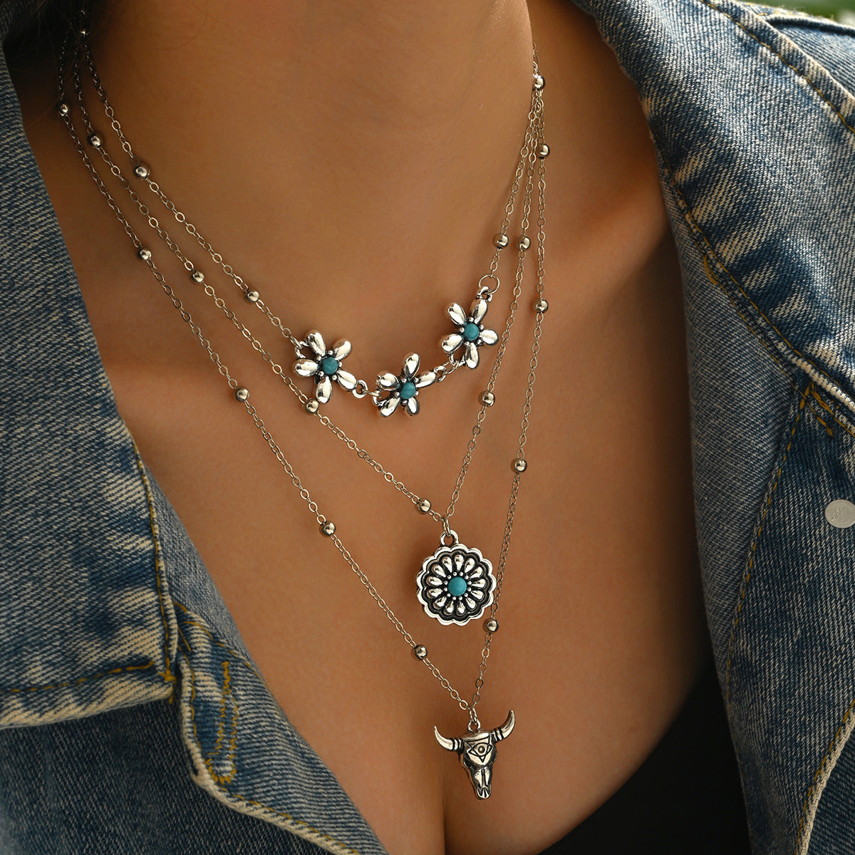 Wholesale Electroplated Alloy Cowboy Necklace Set Vintage Bull Head Turquoise Jewelry Accessory