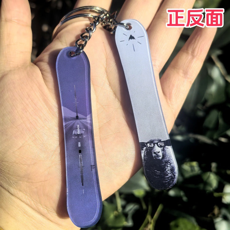 Wholesale Skiers with snowboard snowboard acrylic keychain