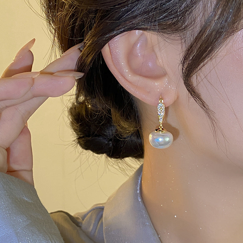 Wholesale Gold Light Luxury Pearl Earrings ACC-ES-HaoWen017