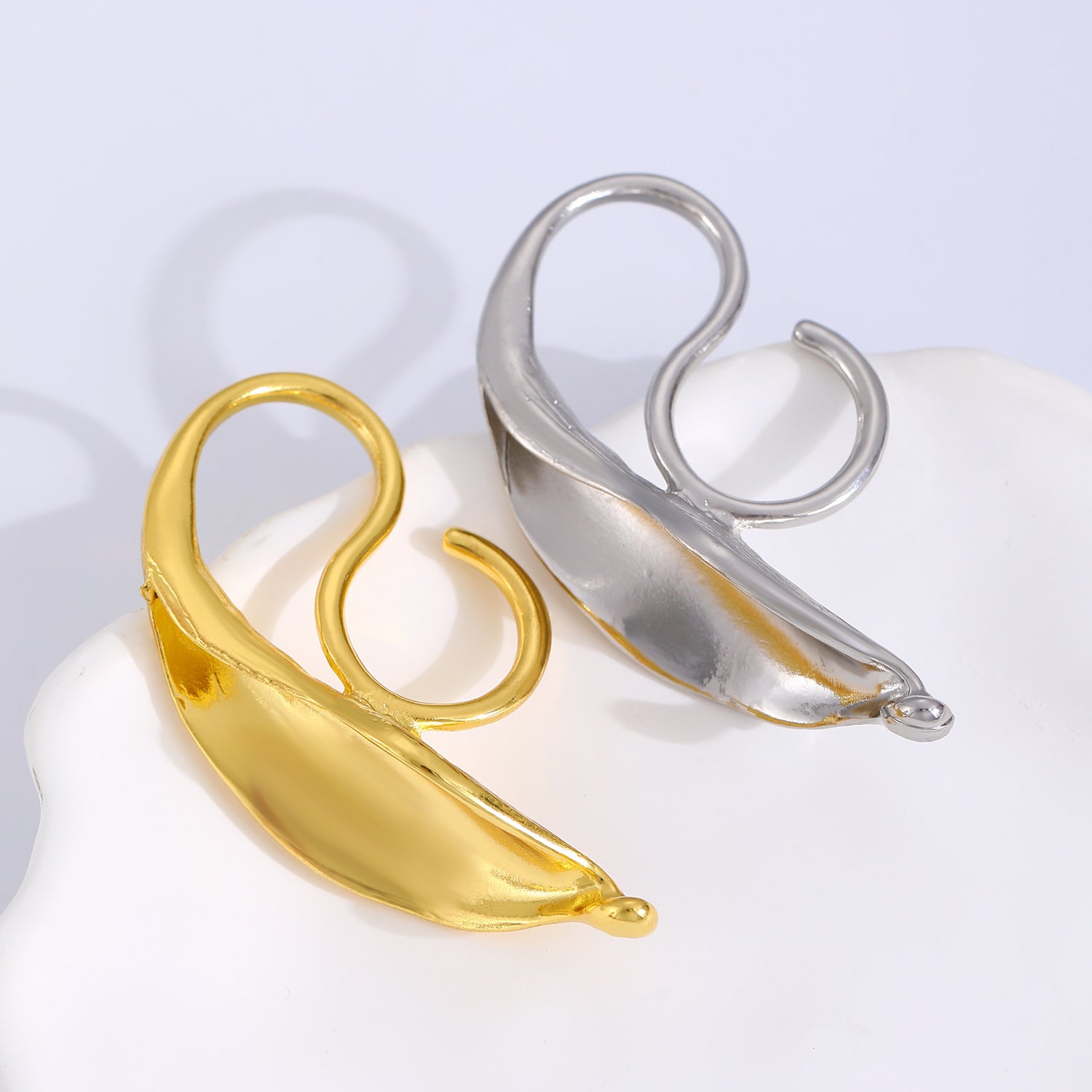 Wholesale Exaggerated Alloy Frosted Leaf Shape Opening Ring