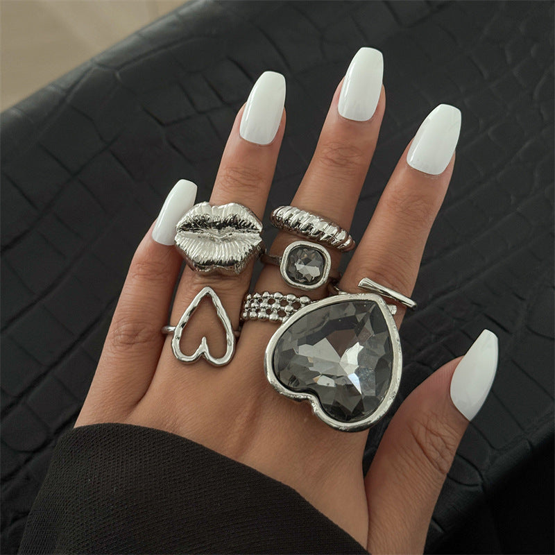Wholesale exaggerated metal lips and heart inlay  Ring