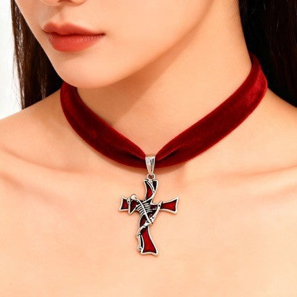 Wholesale Alloy Red Gothic Cross Skull Pendant Necklace Boutique Resale Jewelry Accessory